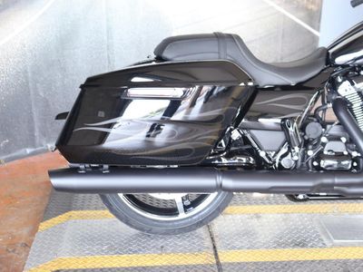 2025 Harley-Davidson FLHX - Street Glide - Photo 14