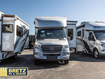 2026 Tiffin Motorhomes Wayfarer — front three-quarter view