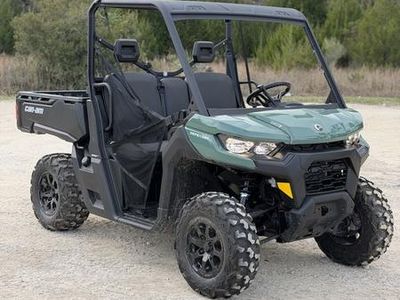 2026 Can-Am Defender HD7 - Photo 3