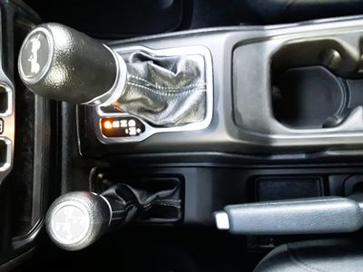 2024 Jeep Wrangler 4xe - Photo 17