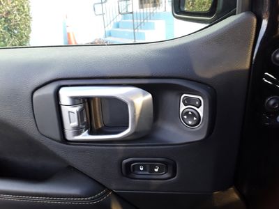 2024 Jeep Wrangler 4xe - Photo 11