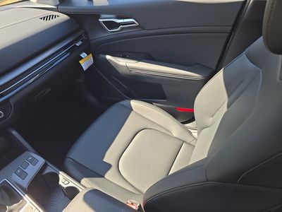 2026 Kia Sportage — photo 16 view
