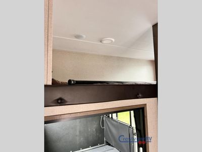 2020 Dutchmen RV Triton — photo 8 view