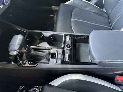 2025 Kia K5 - Photo 22