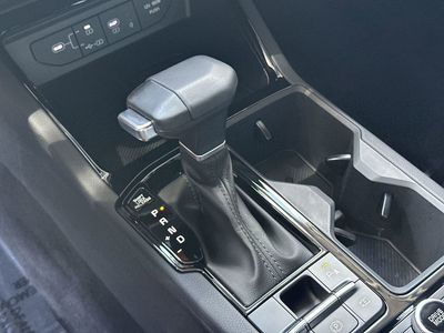 2025 Kia K5 - Photo 21