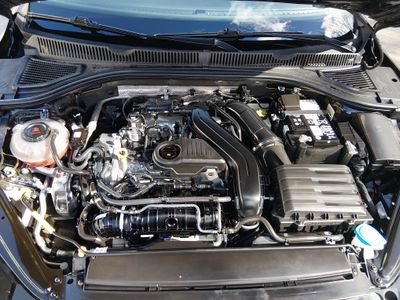 2024 Volkswagen Jetta — photo 9 view