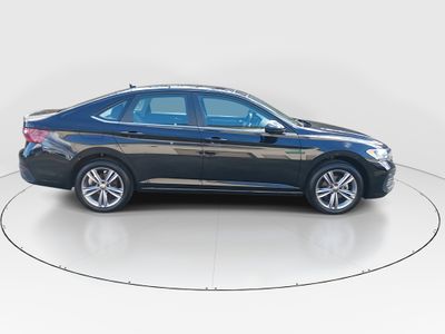 2024 Volkswagen Jetta — photo 8 view