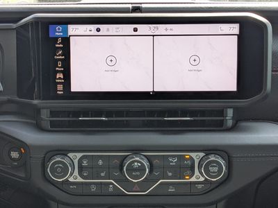 2026 Jeep Wrangler — photo 18 view