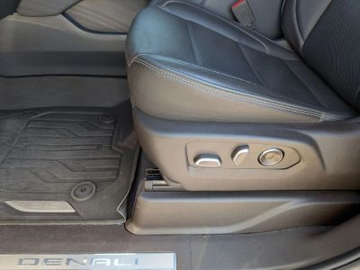 2021 GMC Yukon XL — photo 10 view
