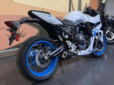 2026 Suzuki GSX-8R - Photo 2