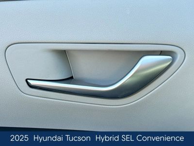 2025 Hyundai Tucson Hybrid - Photo 18