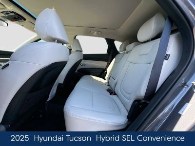 2025 Hyundai Tucson Hybrid - Photo 35