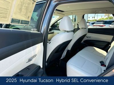 2025 Hyundai Tucson Hybrid - Photo 36
