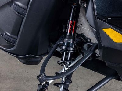 2024 Ski-Doo Summit X with Expert Package Rotax 850 E-TEC 165 S_Level 4.5 in. - Photo 3