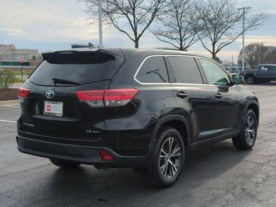 2019 Toyota Highlander — detail view