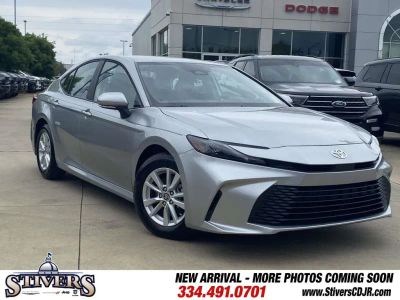 2025 Toyota Camry - Photo 36