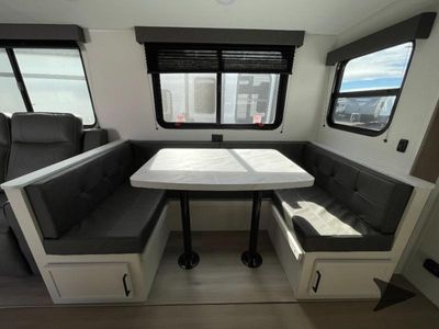 2026 Grand Design Momentum MAV — photo 10 view