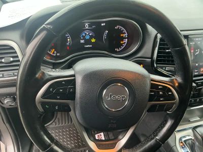 2020 Jeep Grand Cherokee — photo 13 view