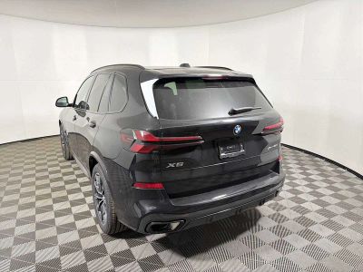 2026 BMW X5 xDrive40i — rear three-quarter view
