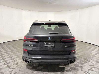 2026 BMW X5 xDrive40i — side profile view