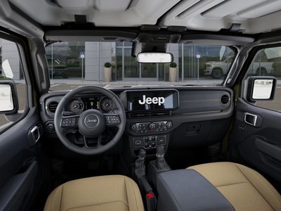 2026 Jeep Wrangler - Photo 14