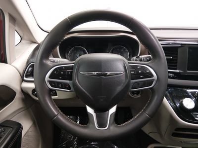 2022 Chrysler Voyager - Photo 12