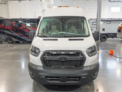 2027 Thor Motor Coach PALLADIUM — photo 19 view