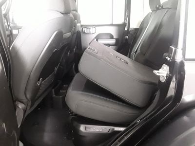 2024 Jeep Wrangler 4xe - Photo 14