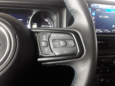 2024 Jeep Wrangler 4xe - Photo 17