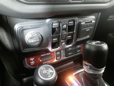 2024 Jeep Wrangler 4xe - Photo 22