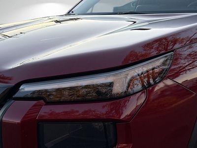 2026 Subaru Outback — photo 9 view