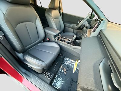 2026 Subaru Outback — photo 14 view