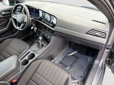 2024 Volkswagen Jetta — photo 12 view
