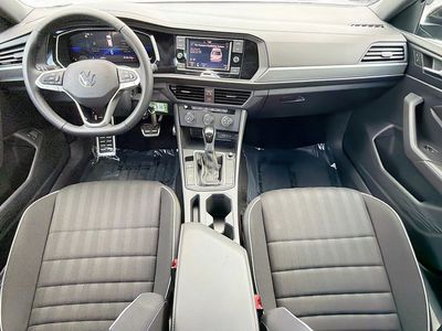 2024 Volkswagen Jetta — photo 14 view