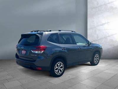 2024 Subaru Forester - Photo 3