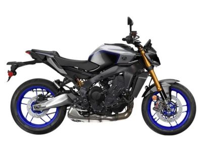 2026 Yamaha MT-09 SP — front three-quarter view