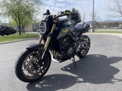 2023 Honda CB650R - Photo 3