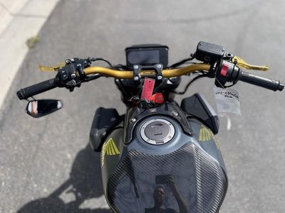 2023 Honda CB650R - Photo 9