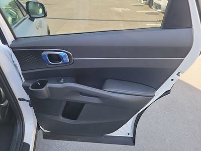 2026 Kia Sorento — photo 32 view