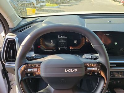 2026 Kia Sorento — photo 13 view