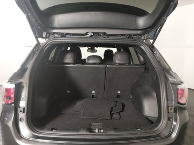 2024 Jeep Compass — photo 11 view
