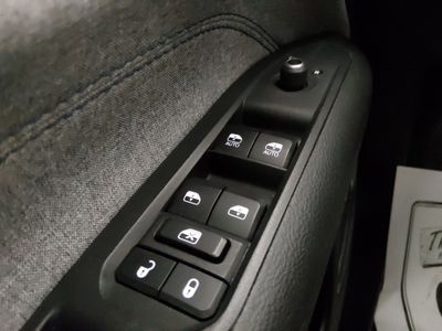 2024 Jeep Compass — photo 21 view