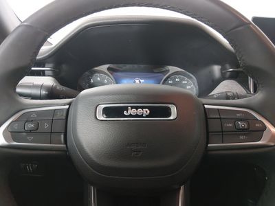 2024 Jeep Compass — photo 12 view