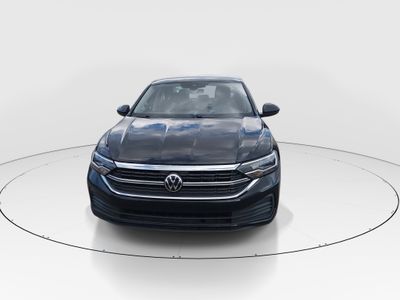 2024 Volkswagen Jetta - Photo 2