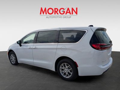 2026 Chrysler Pacifica — detail view