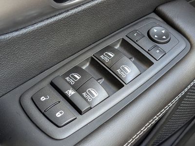 2026 Chrysler Pacifica — photo 25 view