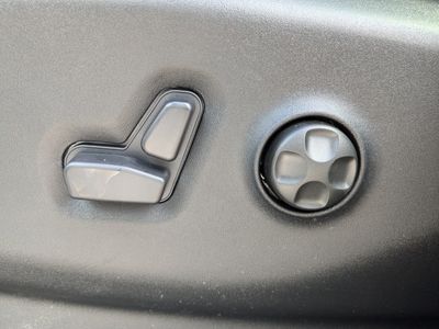 2026 Chrysler Pacifica — photo 22 view