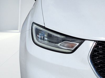 2026 Chrysler Pacifica — photo 9 view