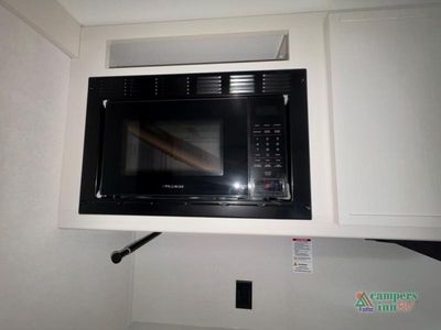 2026 Grand Design Transcend One - Photo 28