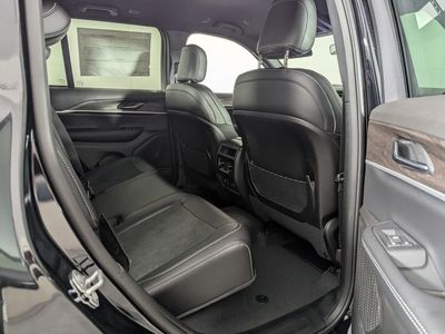 2026 Jeep Grand Cherokee - Photo 24